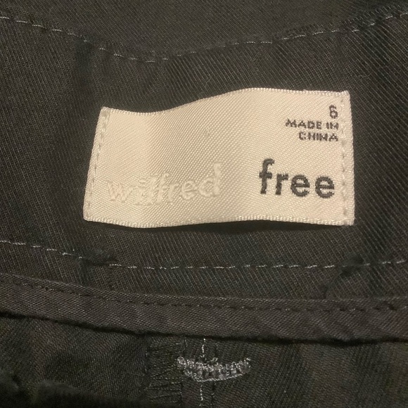 ARITZIA WILFRED FREE DAY-OFF BLACK/ HIGH WAISTED PANTS/ Size 6 - Picture 10 of 12